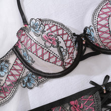 Cargar imagen en el visor de la galería, Set de Lencería Elegante con Encaje Bordado - Euforia Nocturna