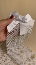 Cargar imagen en el visor de la galería, Chispa de Encanto | Medias Blancas con Rhinestones