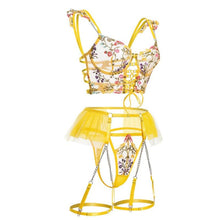 Cargar imagen en el visor de la galería, Set Daisy – Lencería Amarilla de Encaje con Liguero y Cadenas