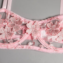 Load image into Gallery viewer, Baby Pink | Conjunto de lencería rosa con encaje floral