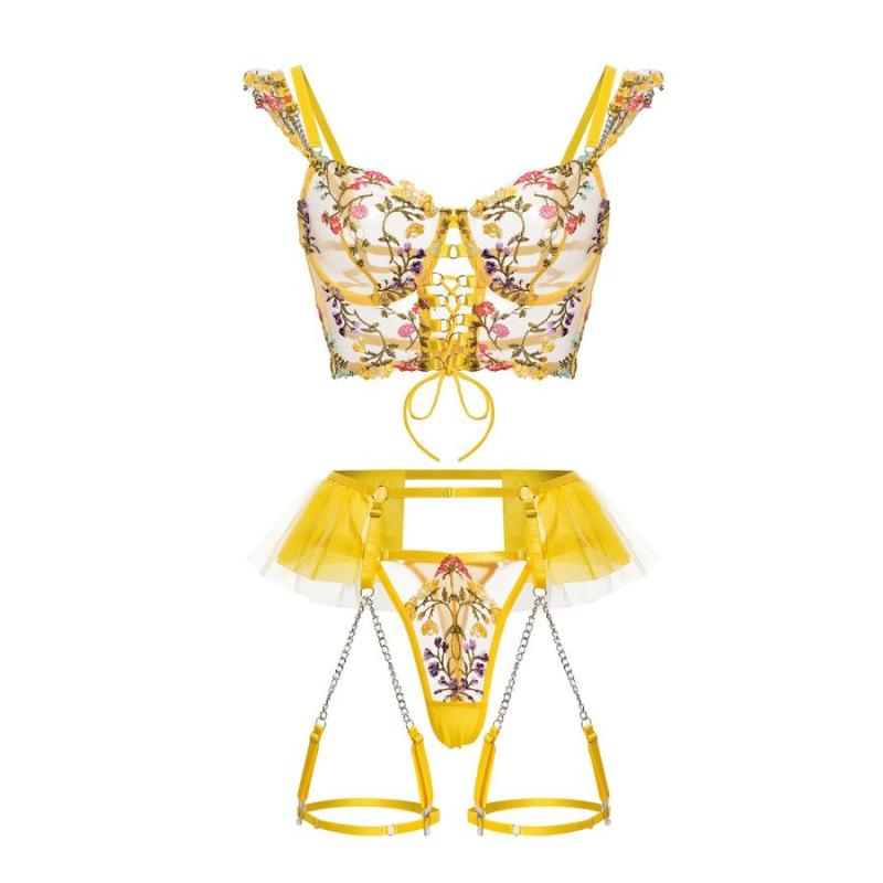 Set Daisy – Lencería Amarilla de Encaje con Liguero y Cadenas