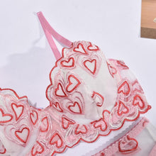 Load image into Gallery viewer, Latidos de Amor – Set de Lencería Rosa con Encaje de Corazones y Liguero
