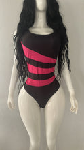 Cargar imagen en el visor de la galería, Pink Stripes – Traje de Baño Una Pieza
