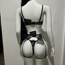 Load image into Gallery viewer, Black Elegance | Set de Lencería 4 Piezas
