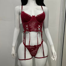 Cargar imagen en el visor de la galería, Elara Burgundy | Set de Lencería 2 Piezas
